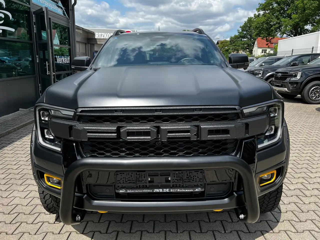 Ford Ranger Platinum 3,0d FOLIERT HÖHER T73 e-Rollo Standhzg 8