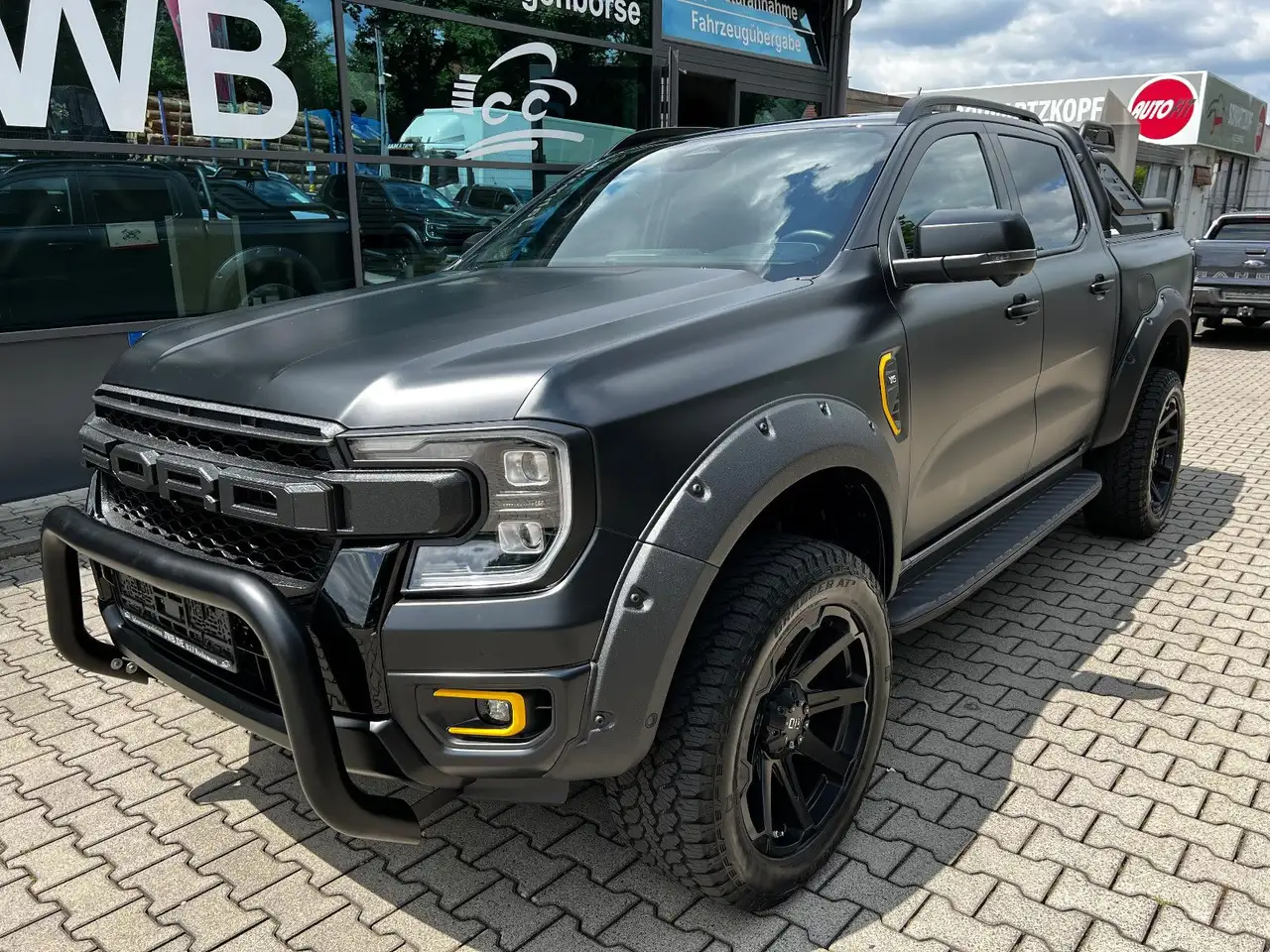 Ford Ranger Platinum 3,0d FOLIERT HÖHER T73 e-Rollo Standhzg 6