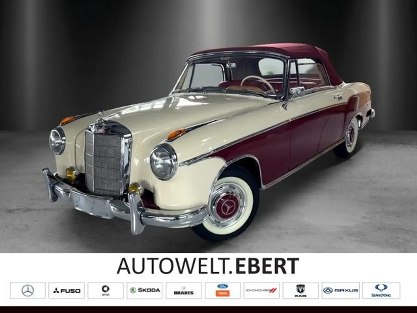 Mercedes-Benz 220 S Cabriolet Ponton - 1