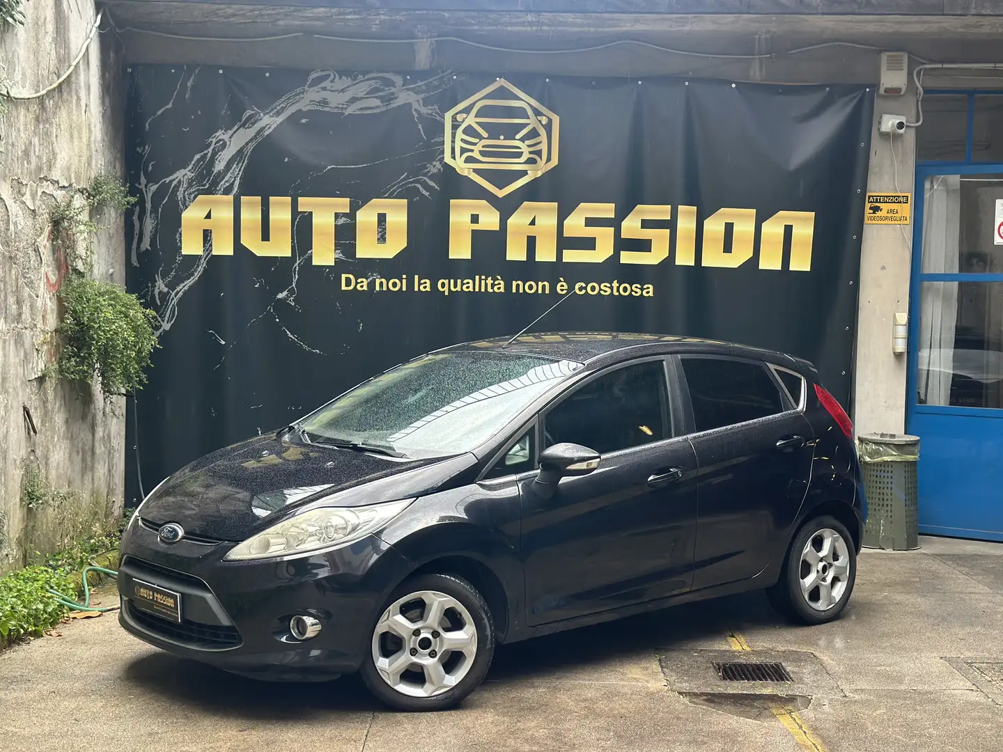 Ford Fiesta 1.4 GPL UNICOPROP. OK NEOPATENTATI EURO 5 Nero - 1