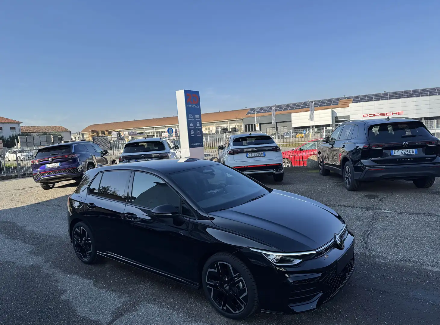 Volkswagen Golf 1.5eTSI DSG 115CV R-LINE PLUS/ PRONTA /NO VINCOLI Nero - 1