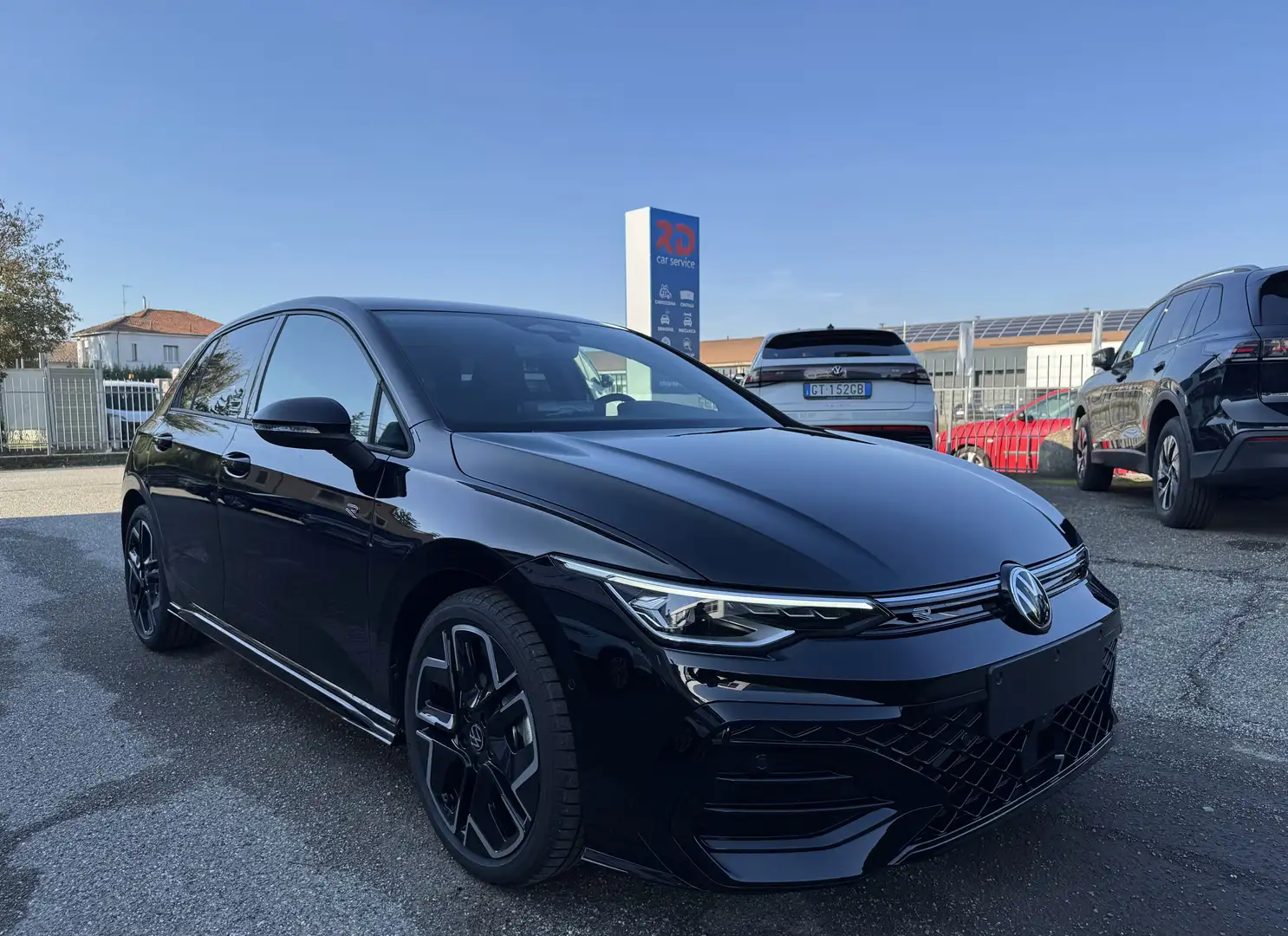 Volkswagen Golf 1.5eTSI DSG 115CV R-LINE PLUS/ PRONTA /NO VINCOLI Nero - 2