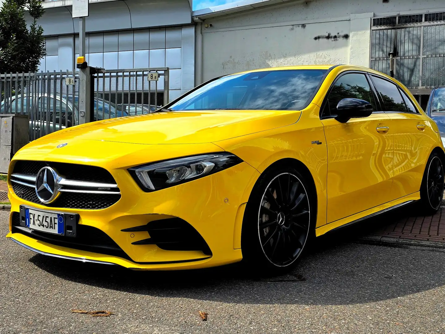 Mercedes-Benz A 35 AMG A AMG 35 4matic auto Giallo - 1