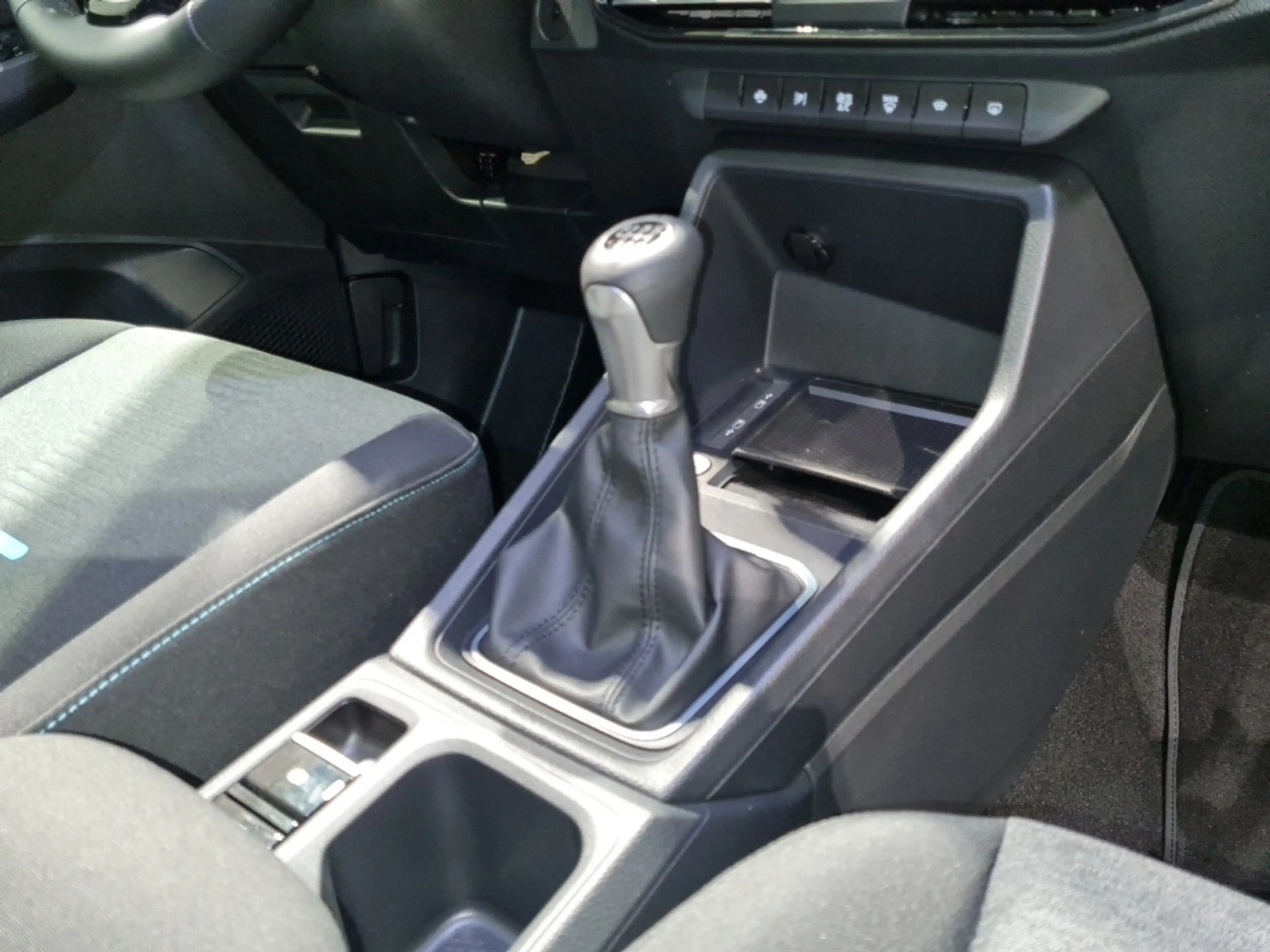 Ford Tourneo Connect L2-Active 4x4 "AHK"GJR"LED" — photo 7