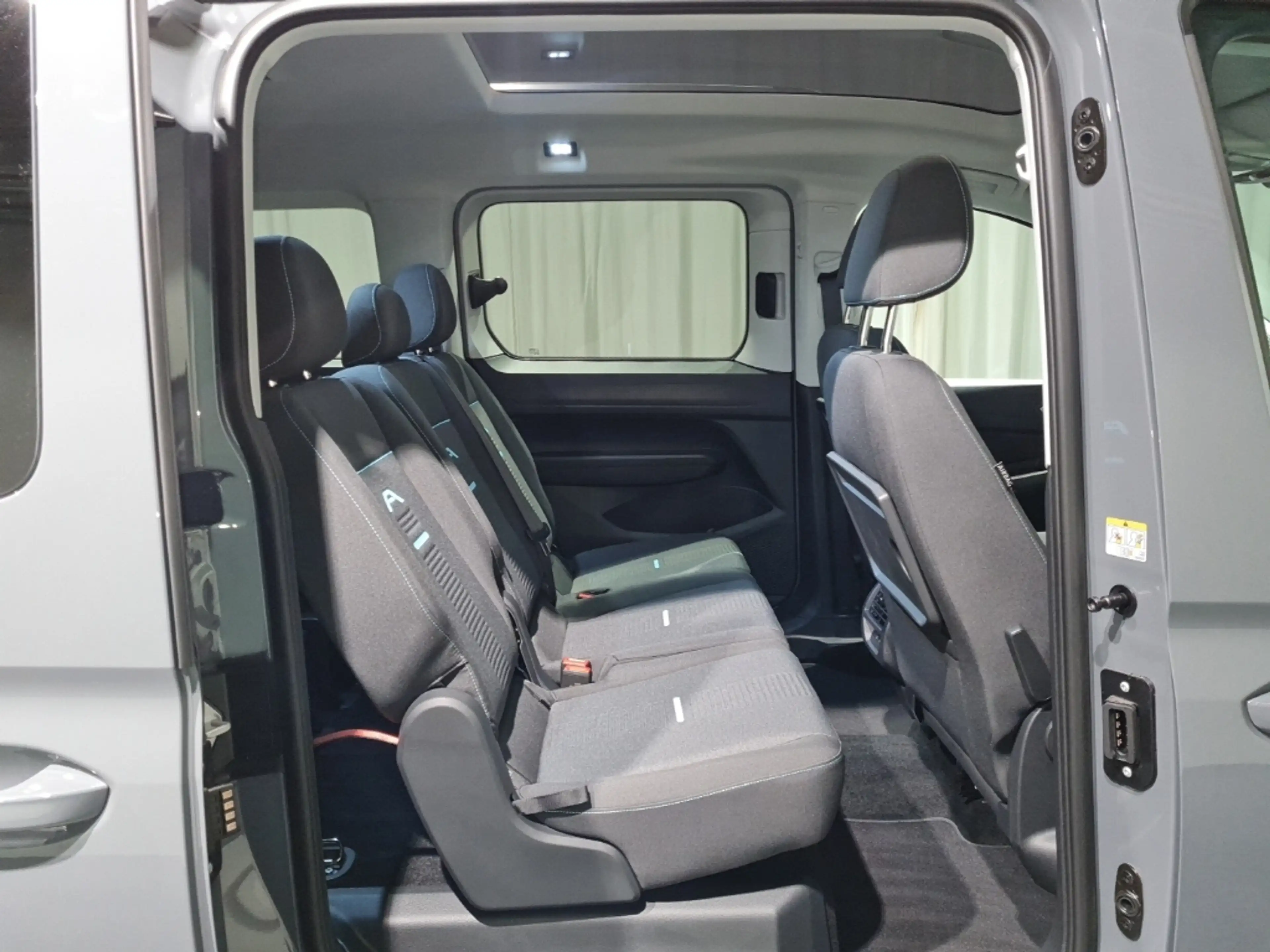 Ford Tourneo Connect L2-Active 4x4 "AHK"GJR"LED" — photo 8