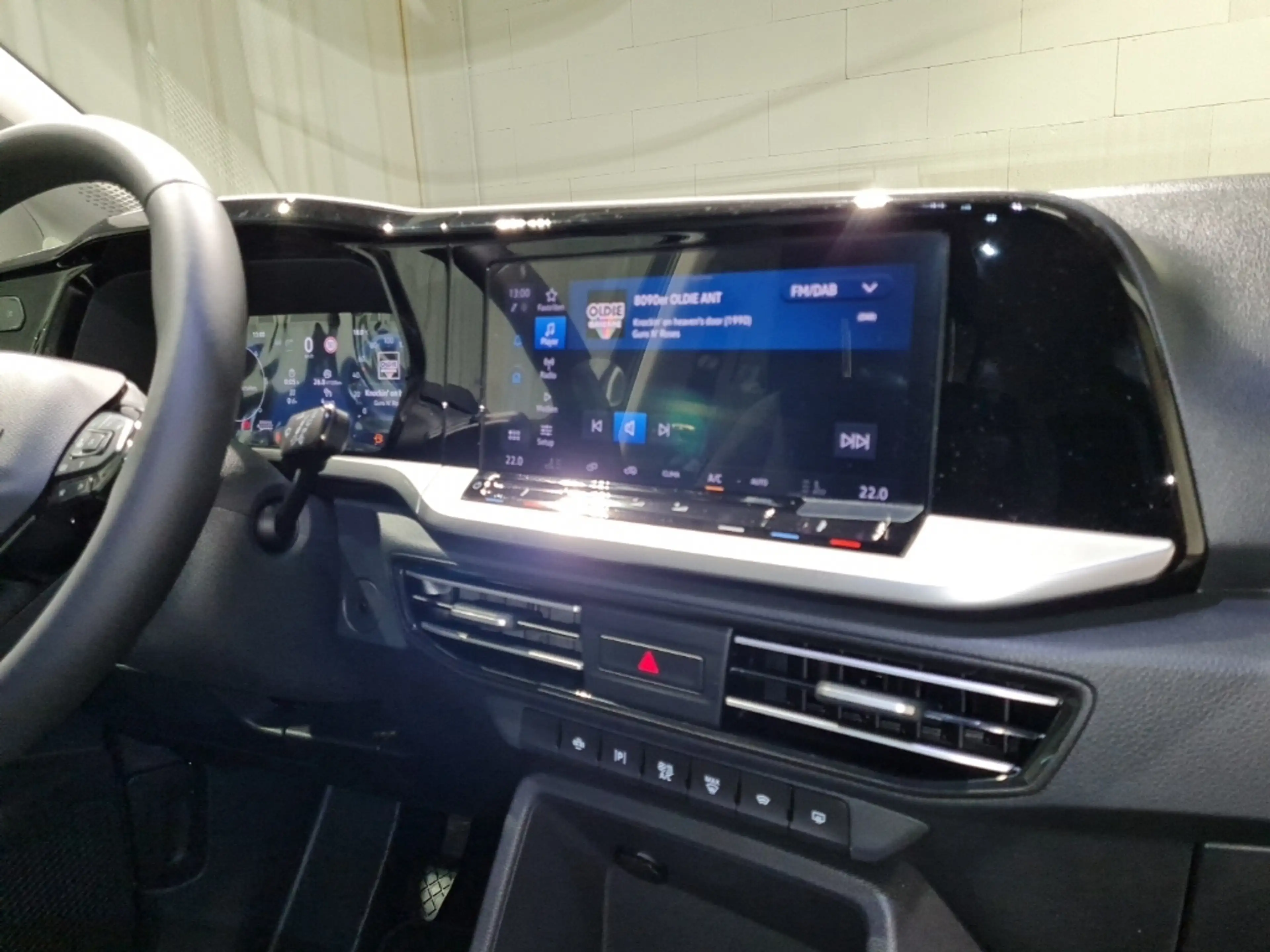 Ford Tourneo Connect L2-Active 4x4 "AHK"GJR"LED" — photo 6
