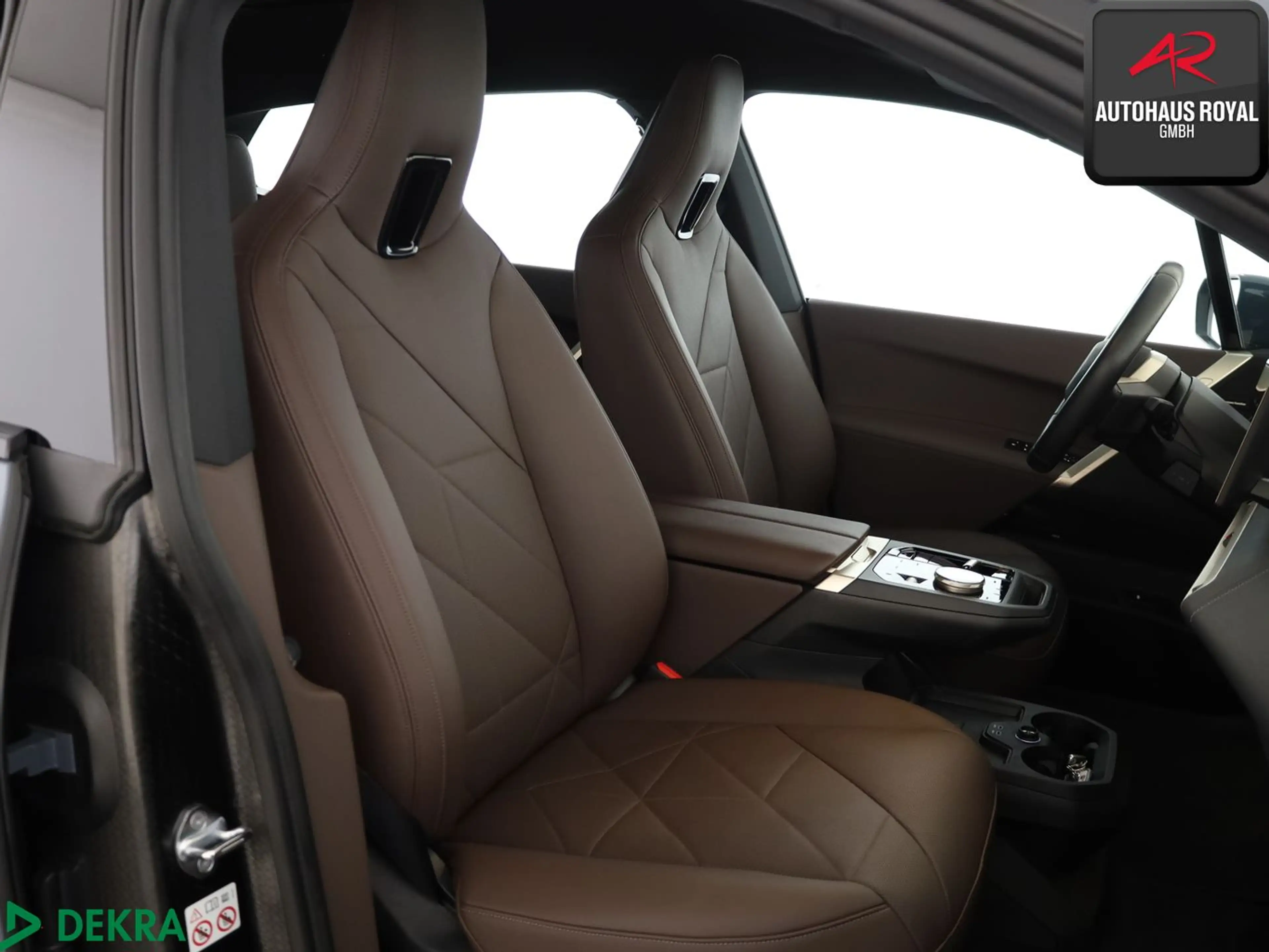 BMW iX xDrive40 SPORT LASER,SKYLOUNGE,360GRAD,HEADUP — photo 11