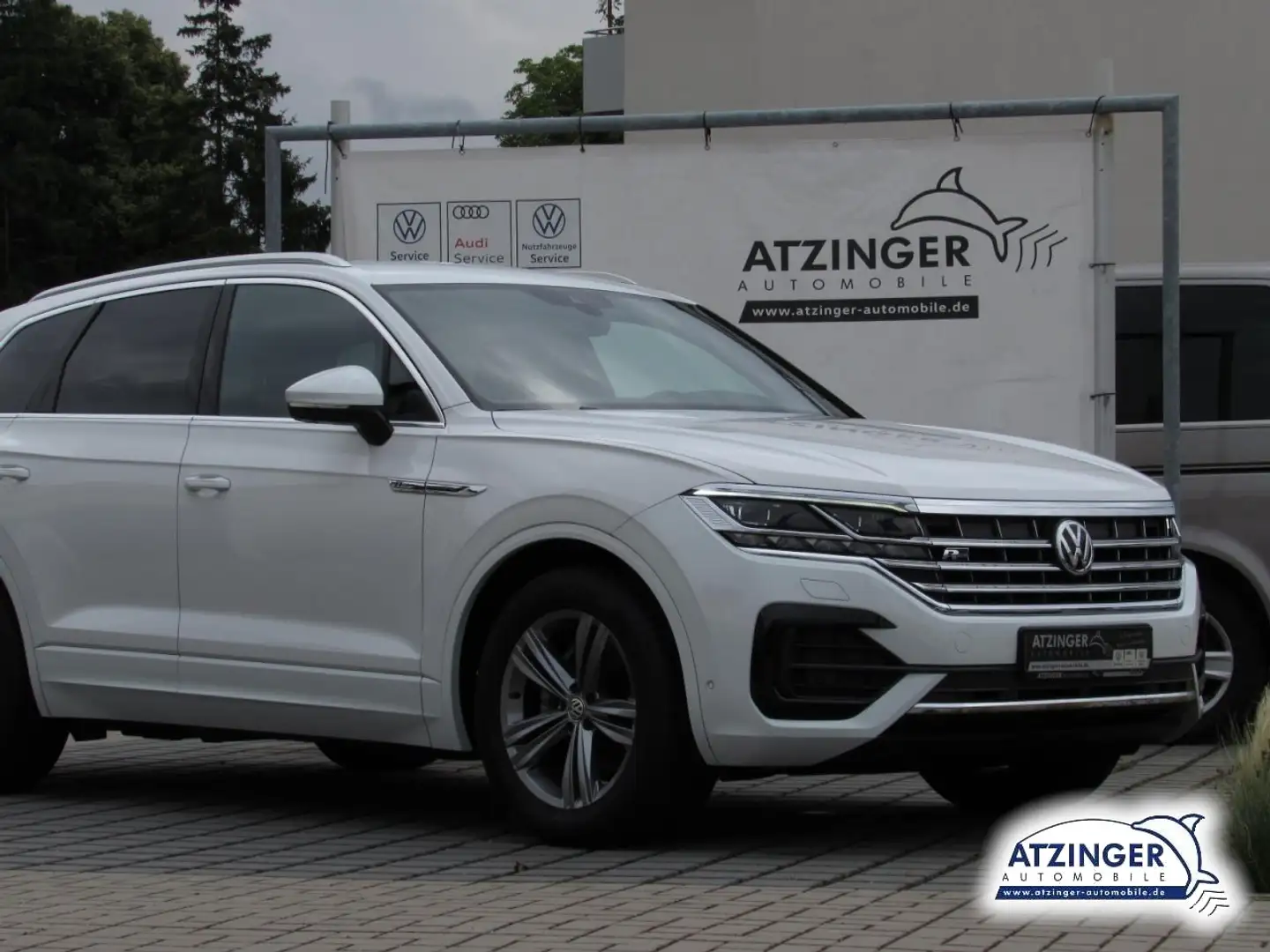 Volkswagen Touareg 3.0 V6 TDI R-Line ACC AHK Navi Klima Navi Leder Weiß - 1