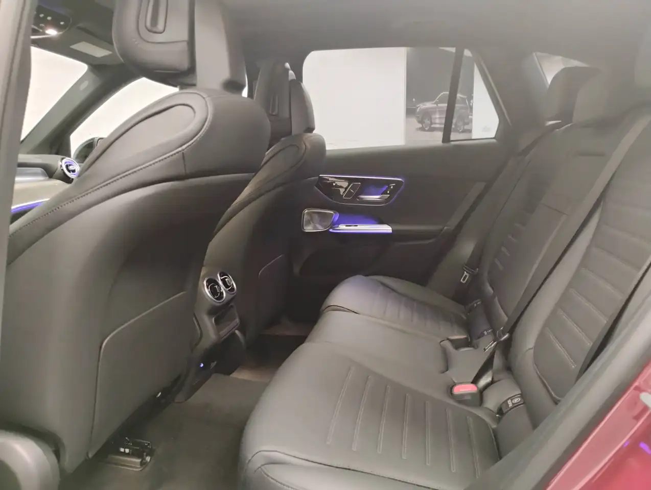 Mercedes-Benz GLC снимка Mercedes-Benz GLC
