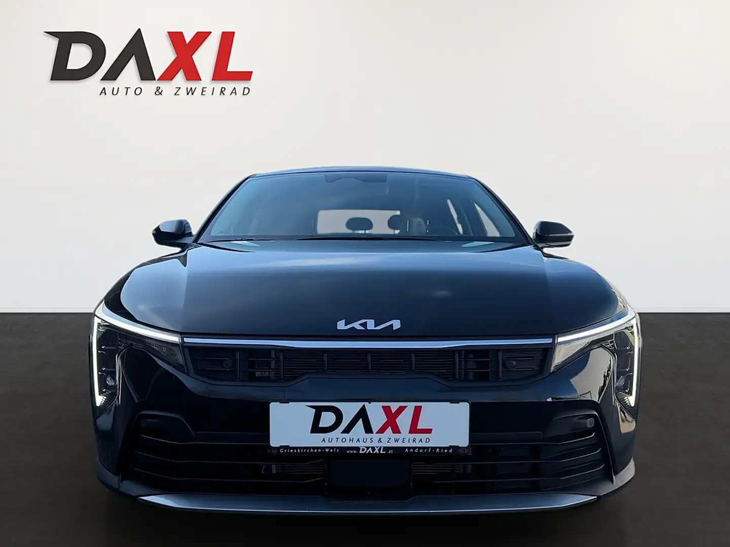 Kia K4 1,0 TGDI 48V Silber *prompt* Schwarz - 2