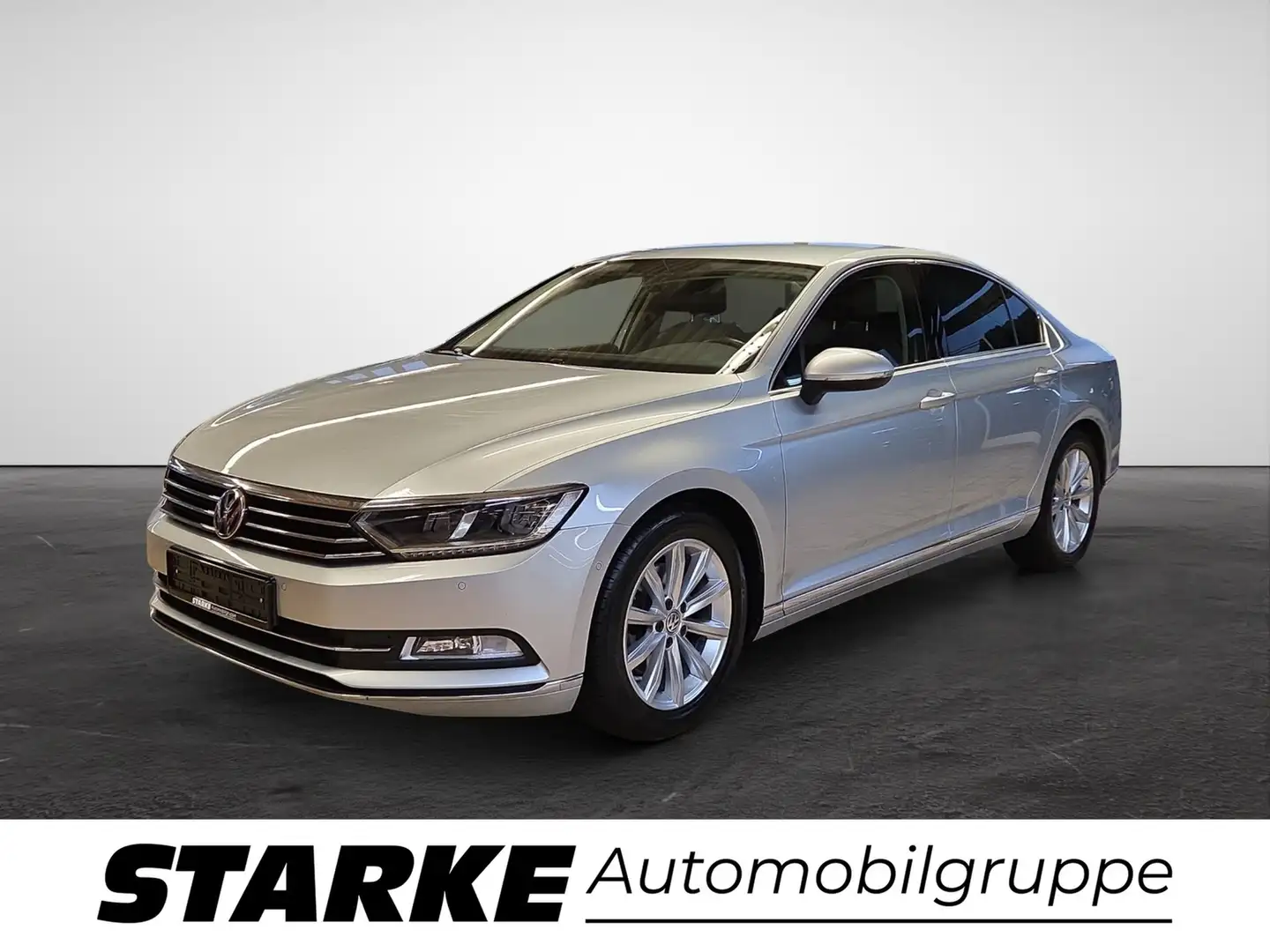Volkswagen Passat 2.0 TDI DSG Highline Zilver - 2
