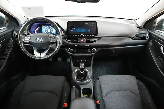 Hyundai I30 view 3