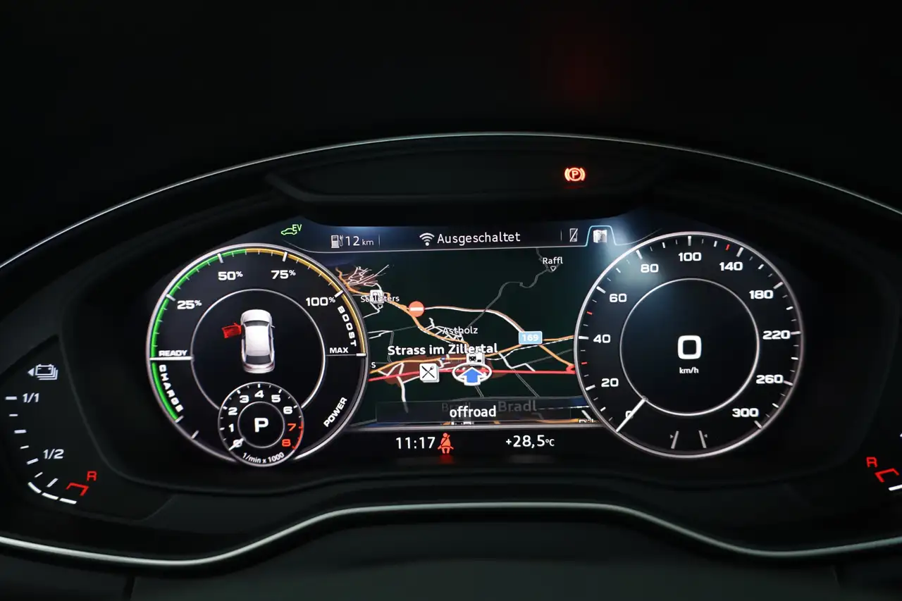 Audi Q5 55 TFSIe quattro sport LED RFK Tempomat PDC, миниатюра 16