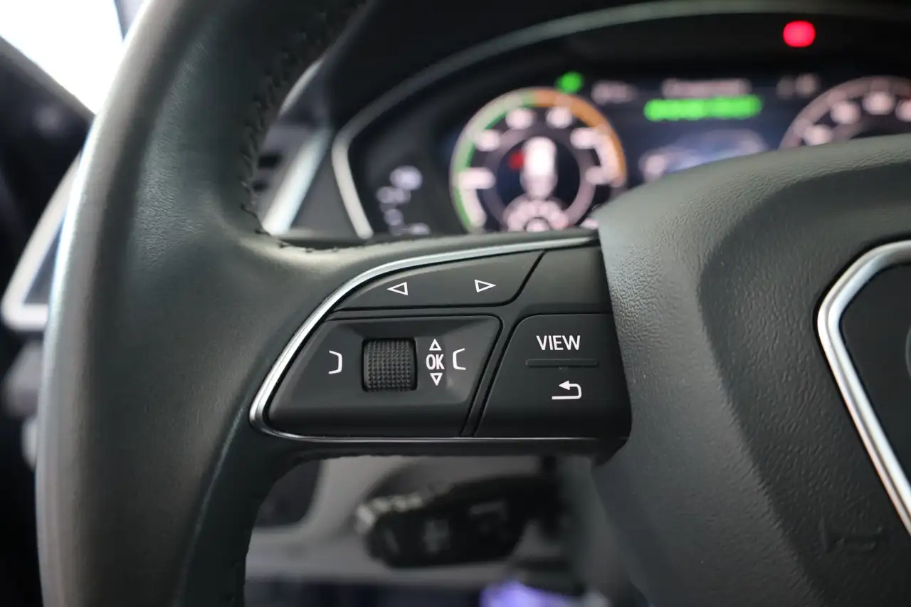 Audi Q5 55 TFSIe quattro sport LED RFK Tempomat PDC, миниатюра 14