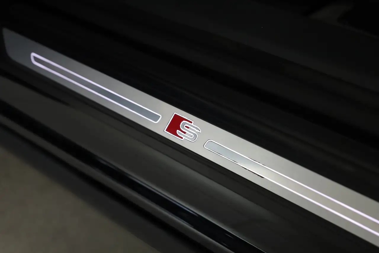 Audi Q5 55 TFSIe quattro sport LED RFK Tempomat PDC, миниатюра 27