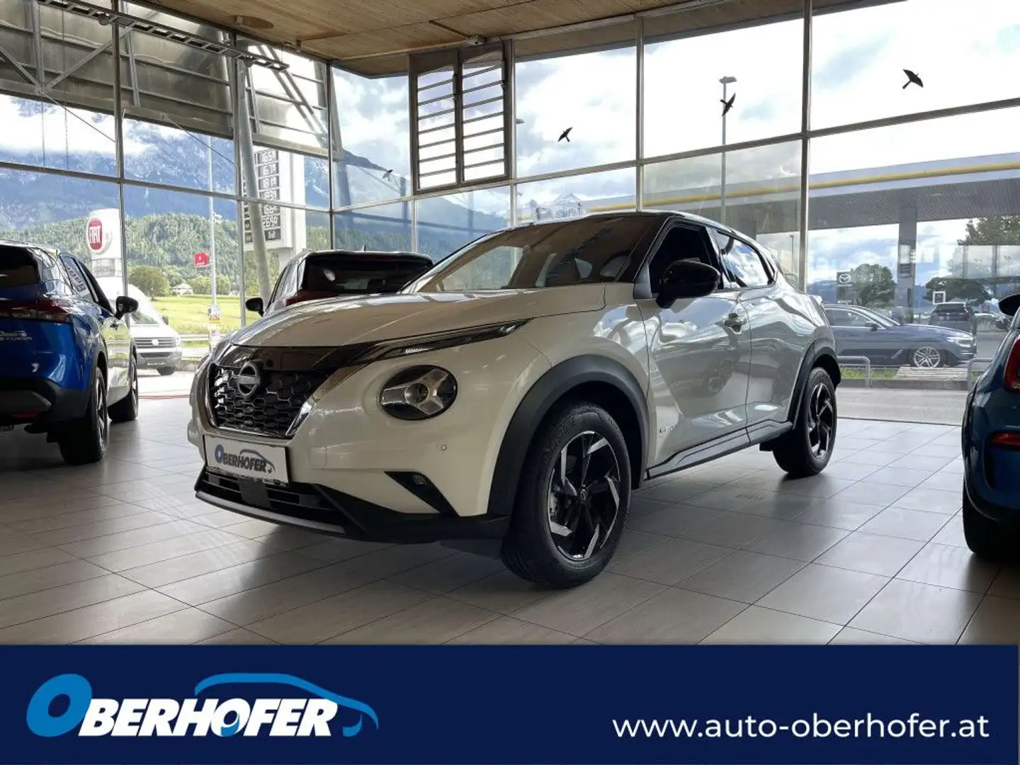 Nissan Juke 1,6 Hybrid N-Connecta Aut. *AKTION 28.490* Weiß - 1
