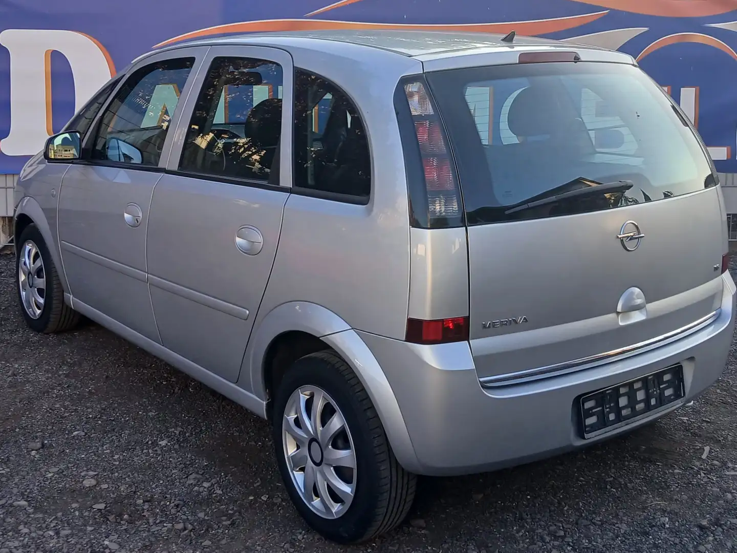Opel Meriva 1,6 Edition *KLIMA*SHZ*2.HAND*HU/TÜV NEU* Grau - 2