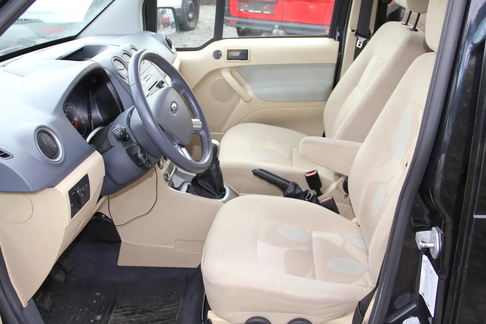 Ford Tourneo Connect Trend Connect kurz Bj.2009 Zwart - 2