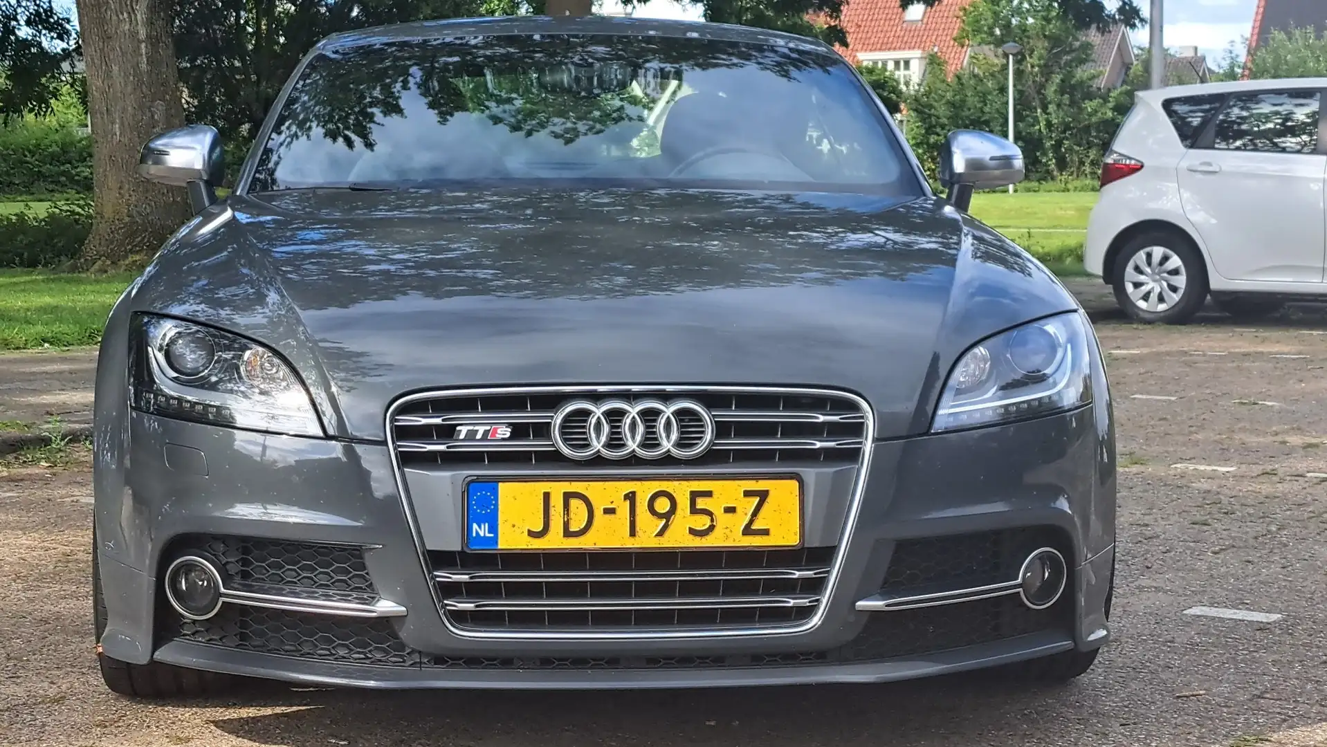 Audi Coupe 2.0 T TTS Pro Line Šedá - 1