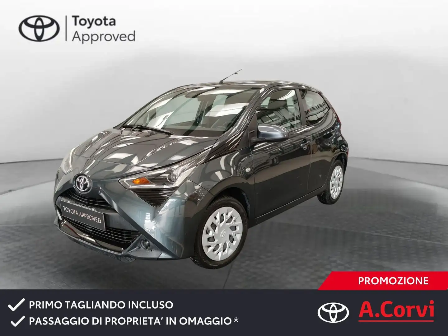 Toyota Aygo Aygo Connect 1.0 VVT-i 72 CV 5 porte x-play Gris - 1