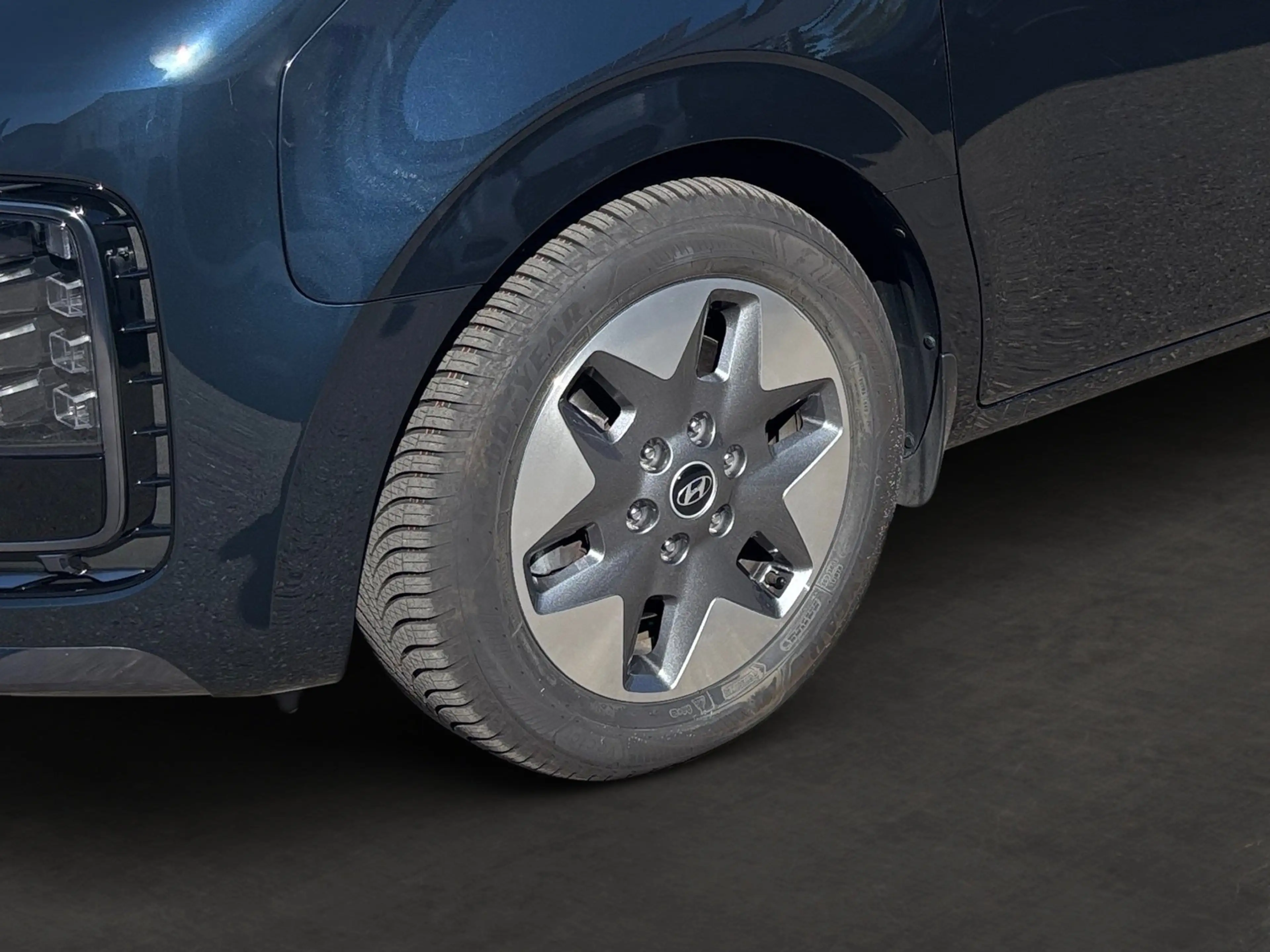 Hyundai STARIA 7-Sitzer 2.2 CRDi 8AT 4WD 360°,WKR — photo 5