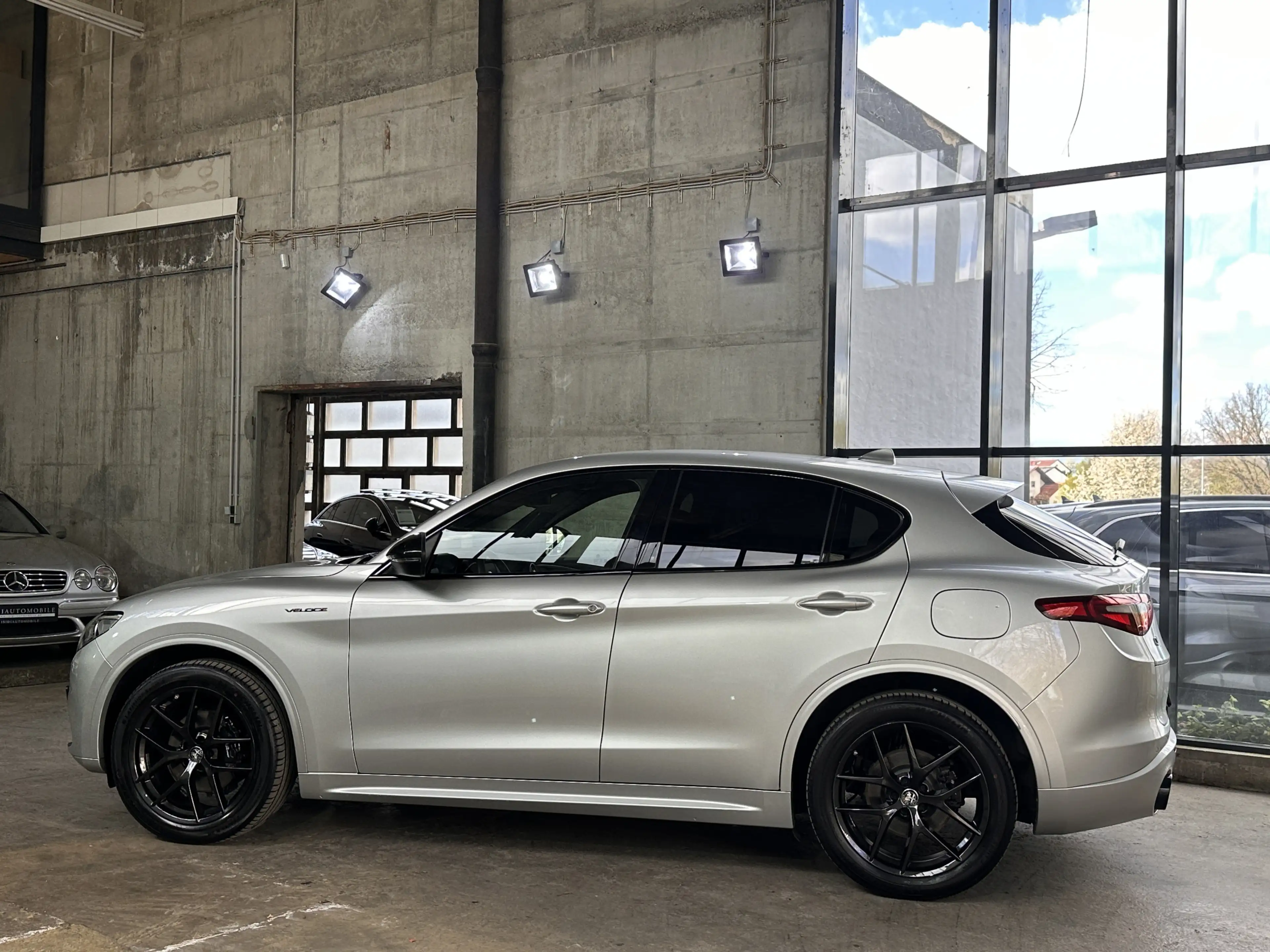 Alfa Romeo Stelvio Veloce Q4 Performance Xenon Kamera ACC — photo 3