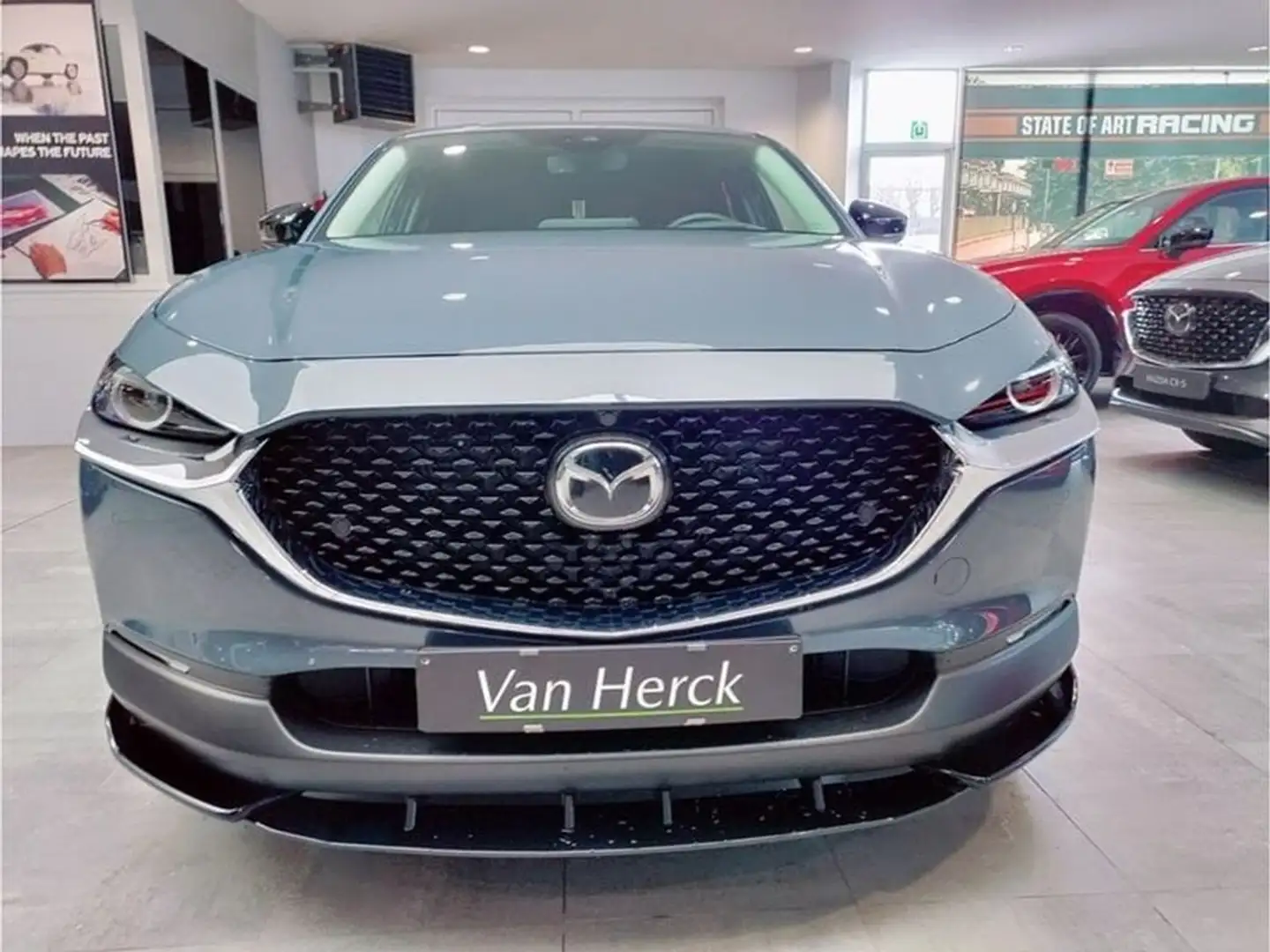 Mazda CX-30 2.0 e-SKYACTIV X 186 pk * HOMURA MPS LINE * demo Grigio - 2