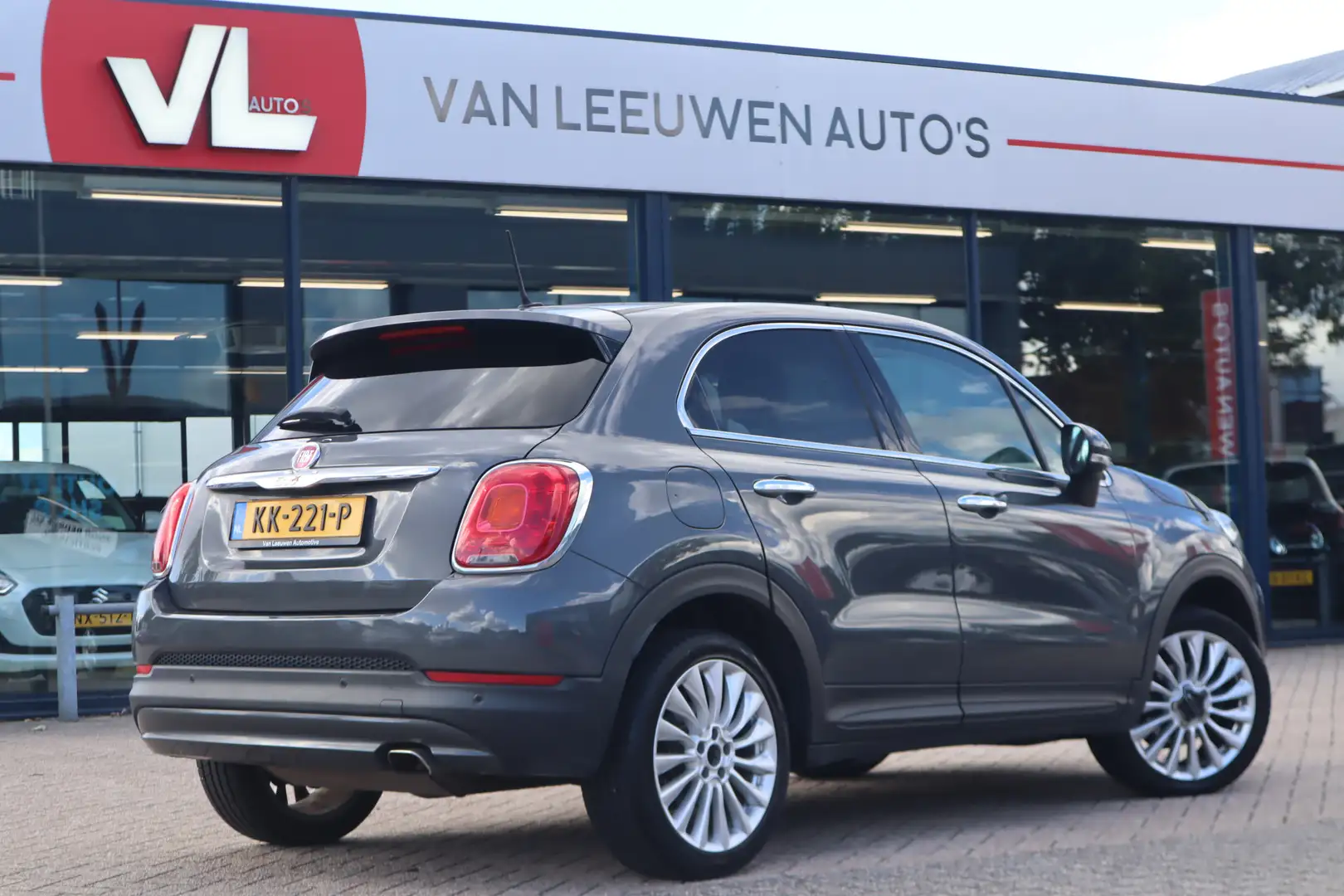 Fiat 500X 1.4 Turbo MultiAir Lounge | Cruise | Navi | Leder Grijs - 2