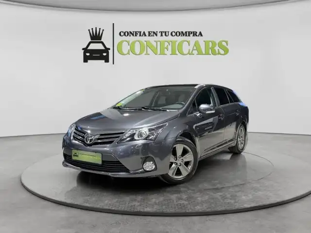 Toyota Avensis 120D Executive