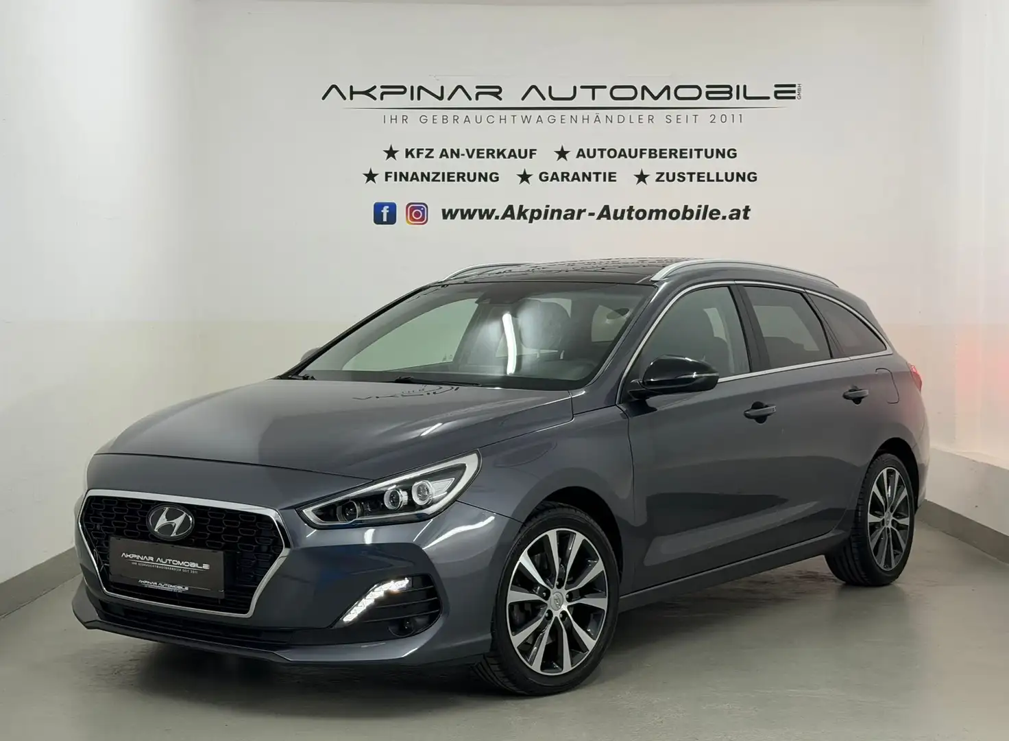 Hyundai i30 CW 1,6 CRDi Edition PANO - ACC - TOTWINKEL Grau - 1
