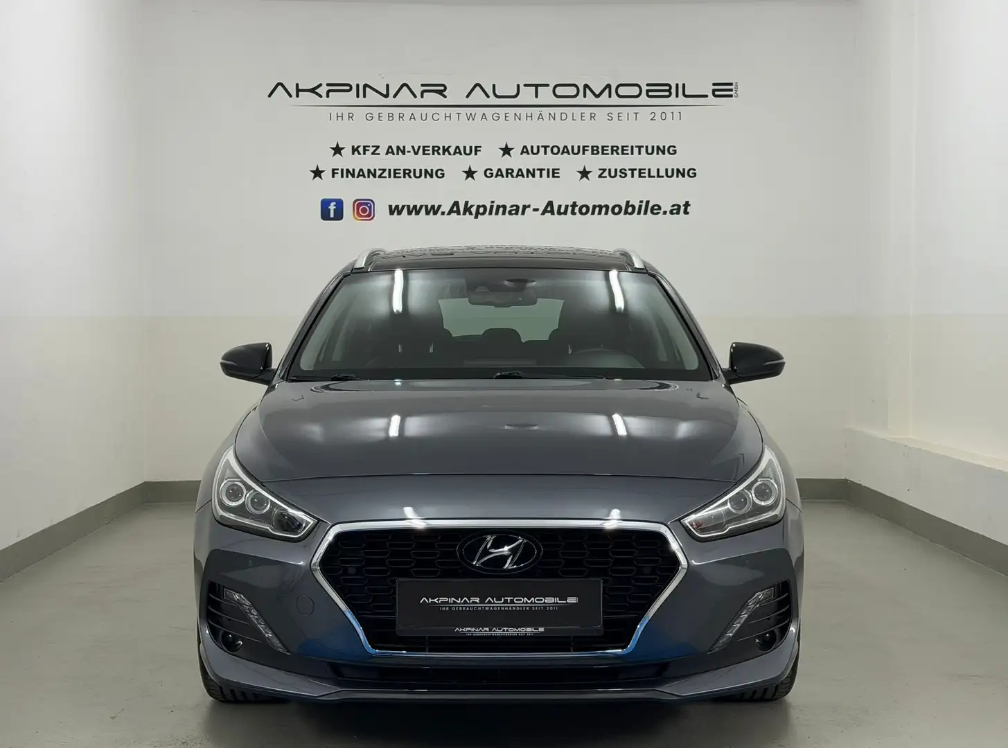 Hyundai i30 CW 1,6 CRDi Edition PANO - ACC - TOTWINKEL Grau - 2