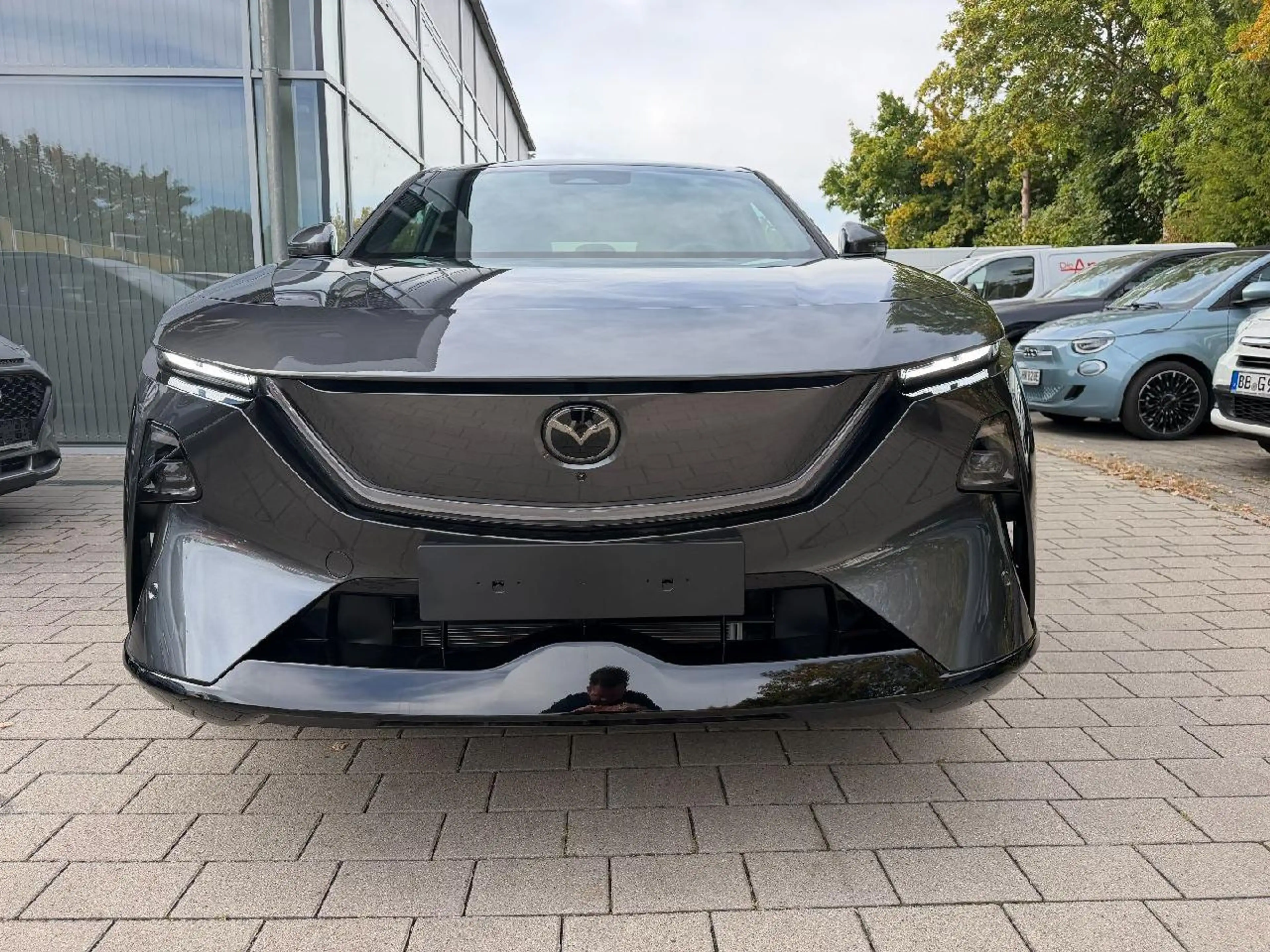 Mazda CX-6e 190 kW EV Takumi — photo 2