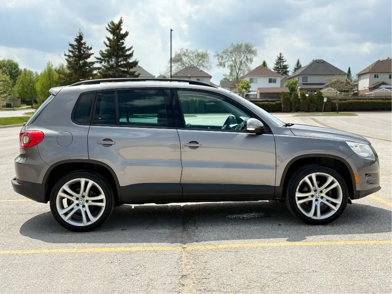 Volkswagen Tiguan снимка Volkswagen Tiguan
