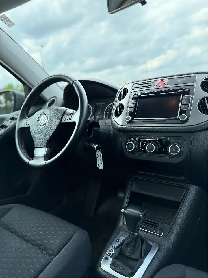 Volkswagen Tiguan снимка Volkswagen Tiguan