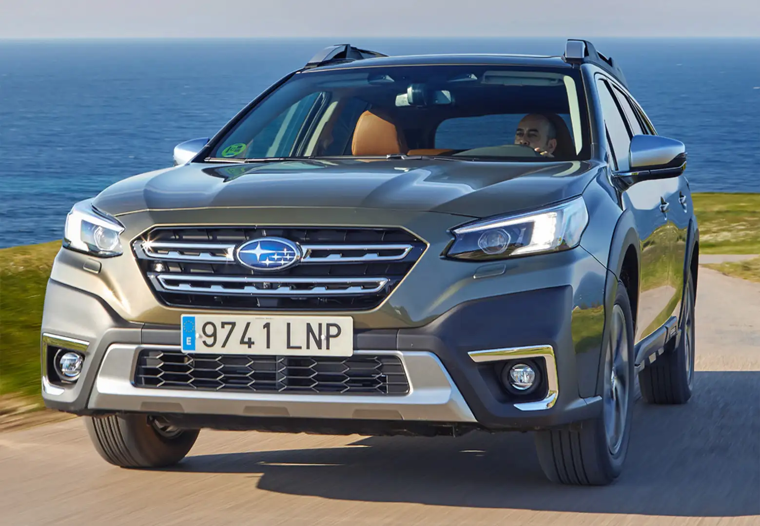 Subaru OUTBACK 2.5 Field CVT - 2
