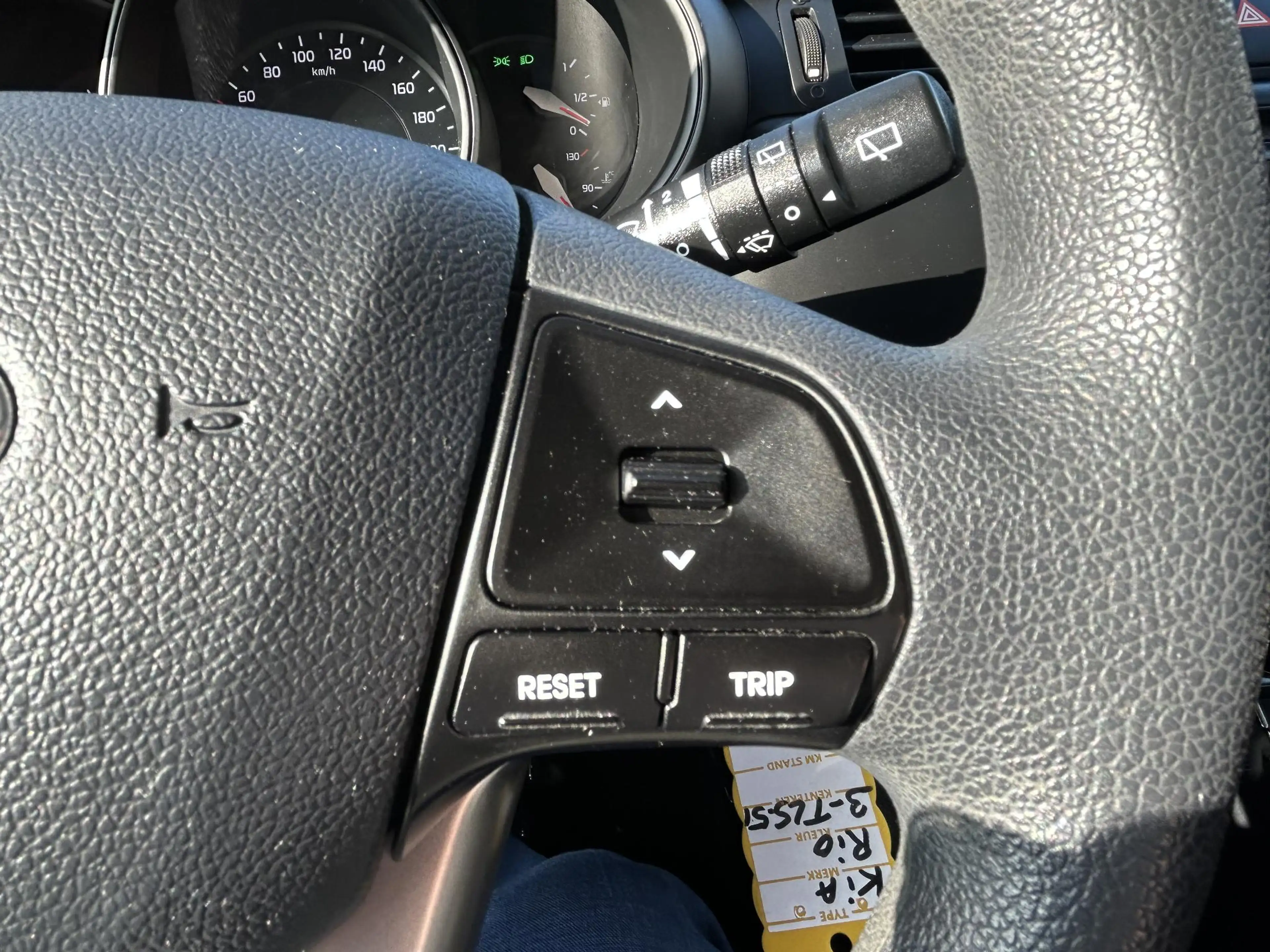Kia Rio 1.2 CVVT Plus Pack — photo 14