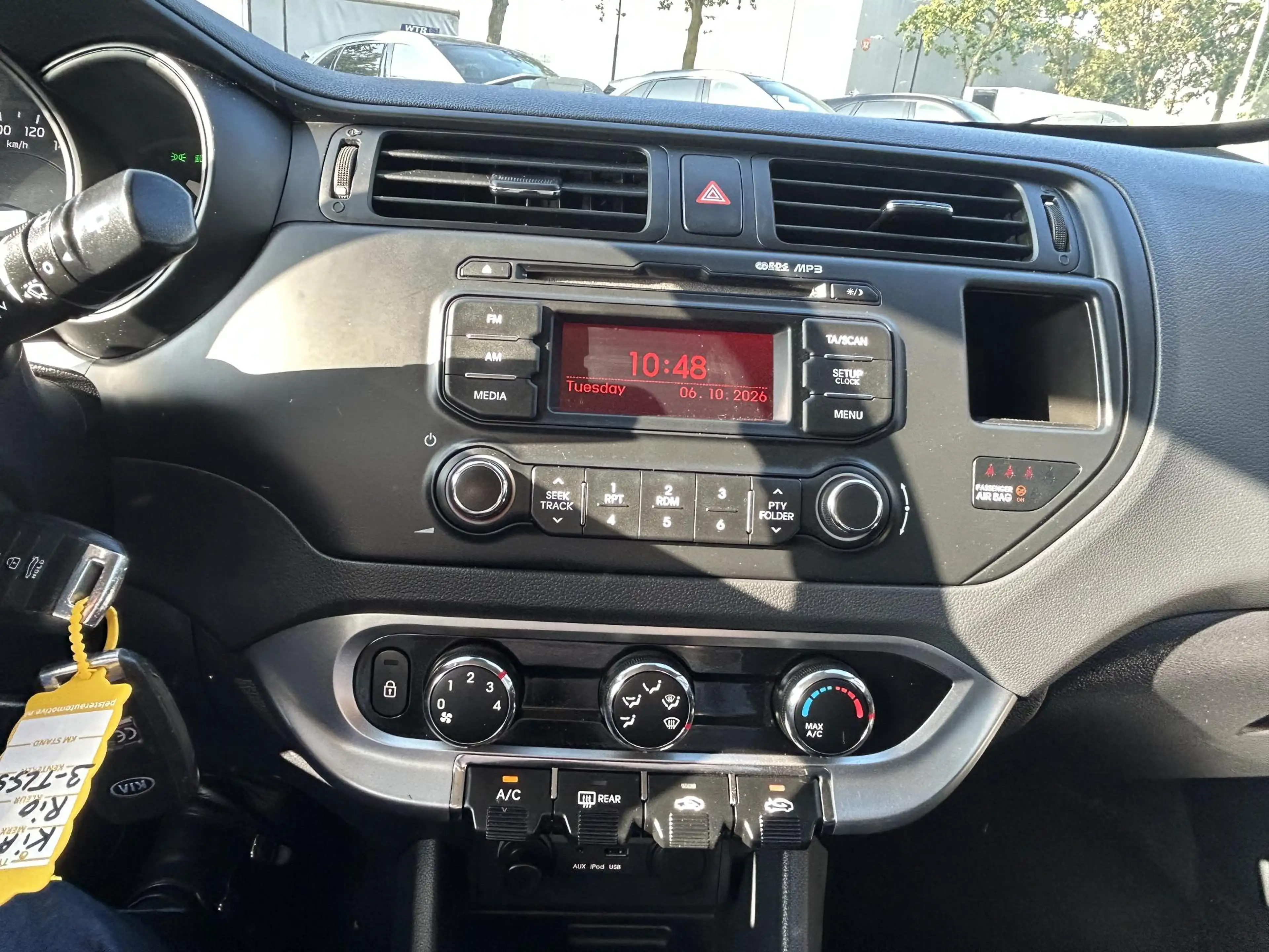 Kia Rio 1.2 CVVT Plus Pack — photo 15