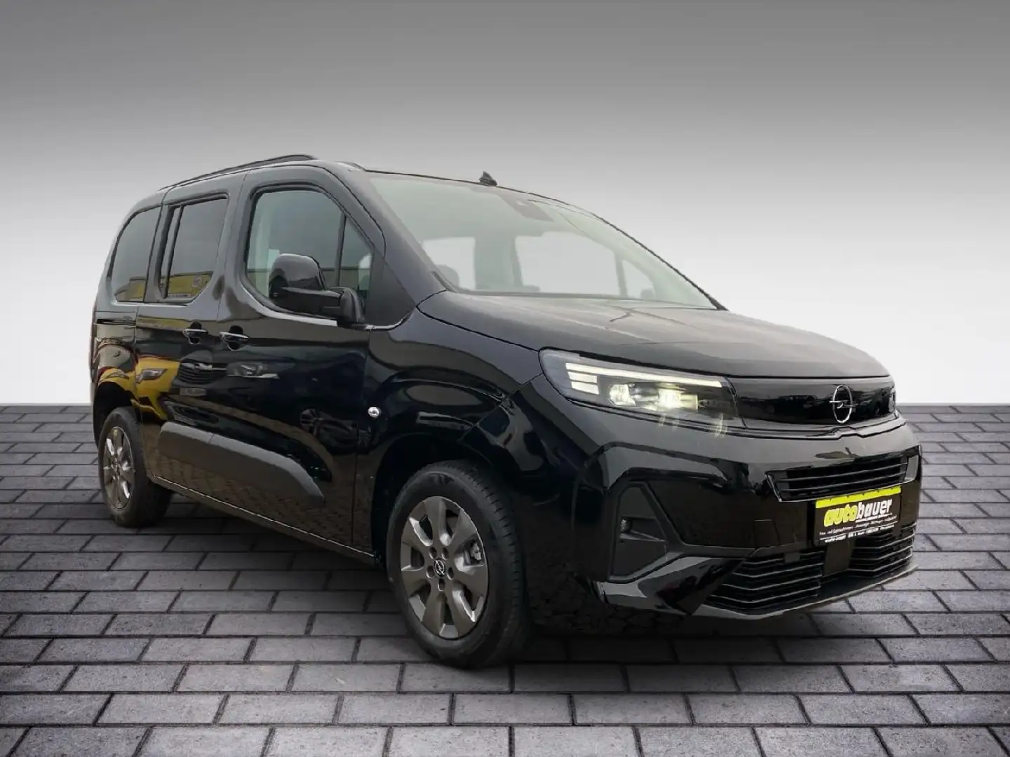 Opel Combo Life Combo Life E PKW Zulassung Schwarz - 2