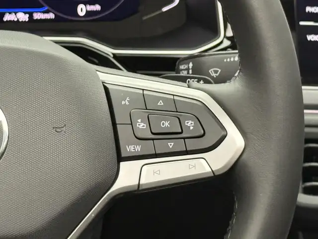 Volkswagen Polo view 13