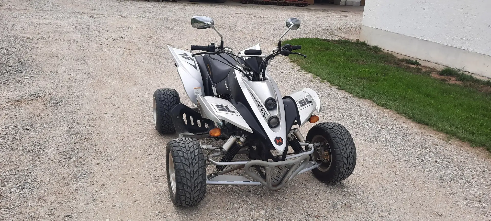 Shineray XY 250 CC Šedá - 1