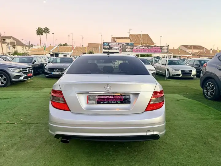 Mercedes-Benz Clase C 2010, foto 14