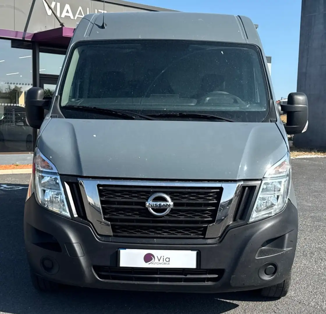 Nissan Interstar L2H2 3T3 2.3 135 ACENTA ATTELAGE Gris - 2