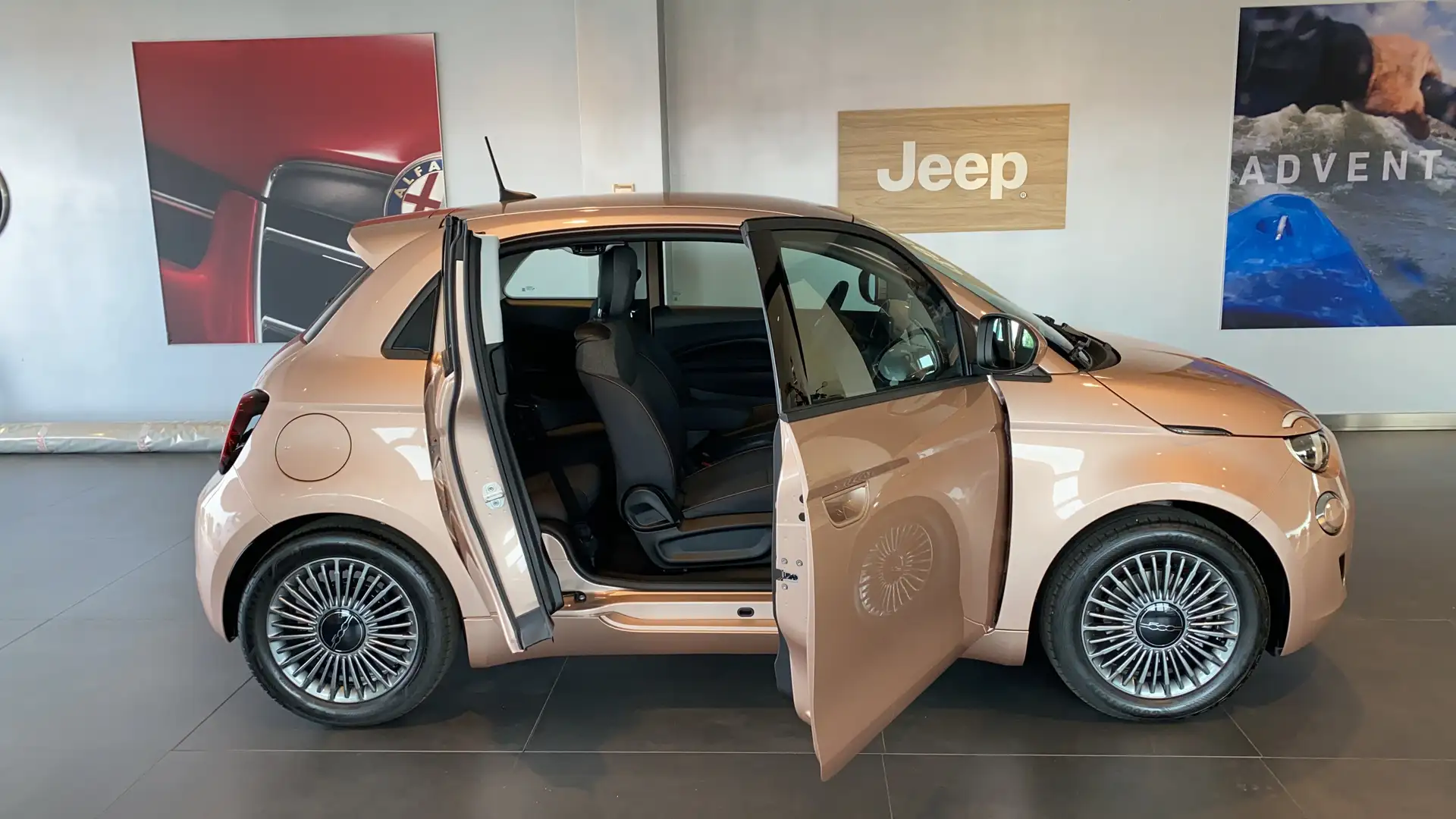 Fiat 500e 3+1 42 kWh Passion - 1