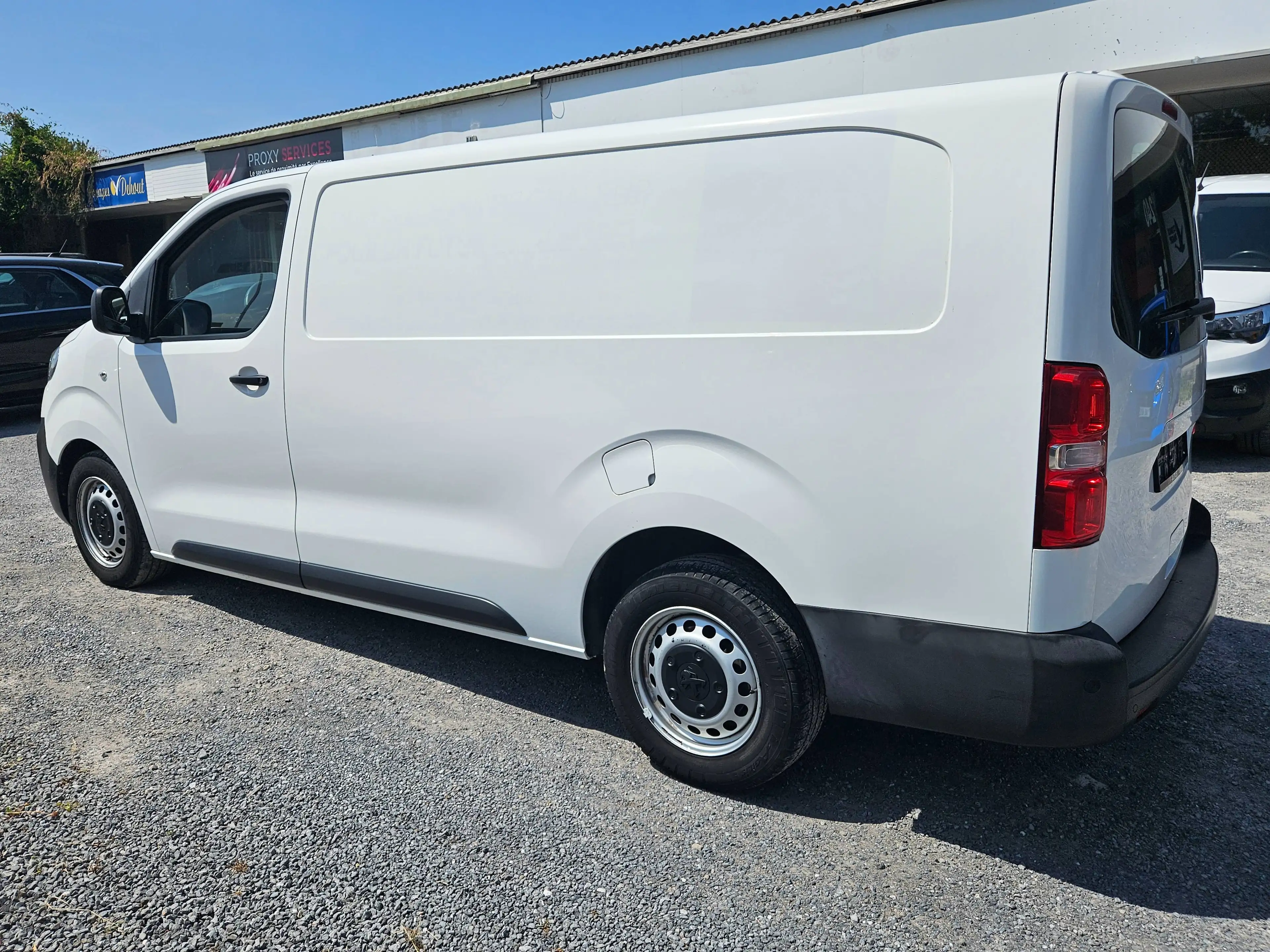 Peugeot Expert 2.0 BlueHDi L3 Long Premium Pack — photo 4