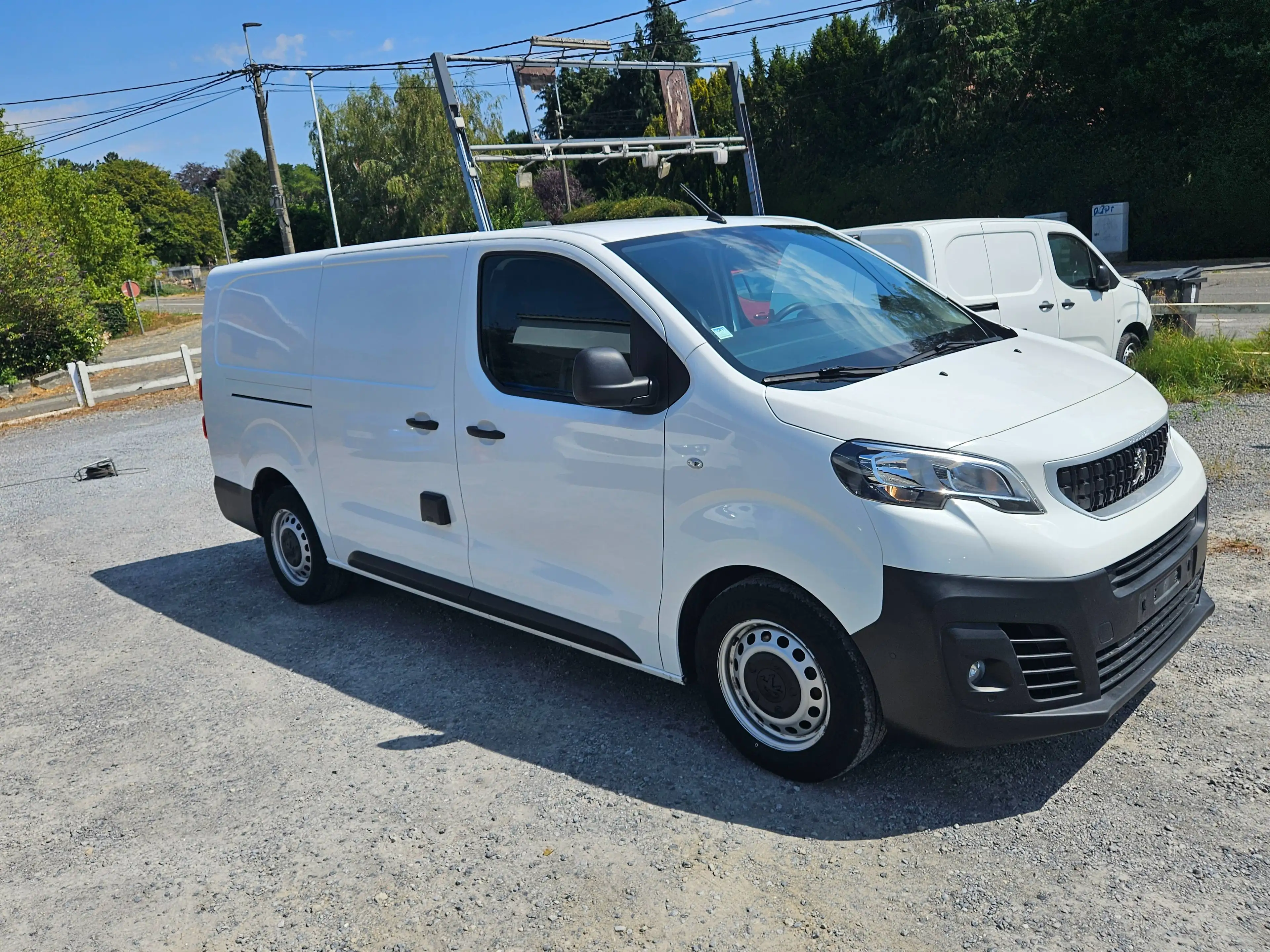 Peugeot Expert 2.0 BlueHDi L3 Long Premium Pack — photo 2