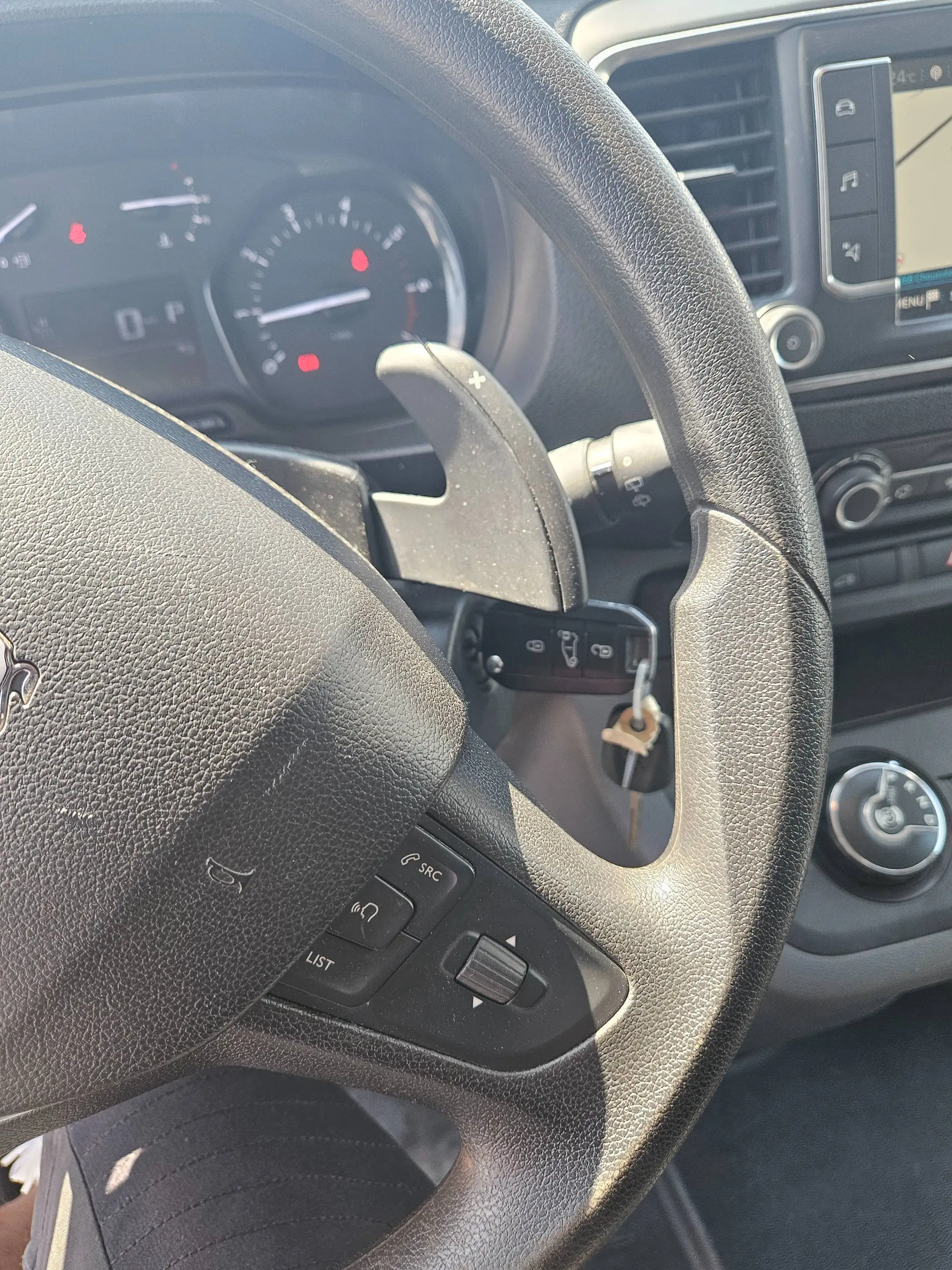 Peugeot Expert 2.0 BlueHDi L3 Long Premium Pack — photo 6
