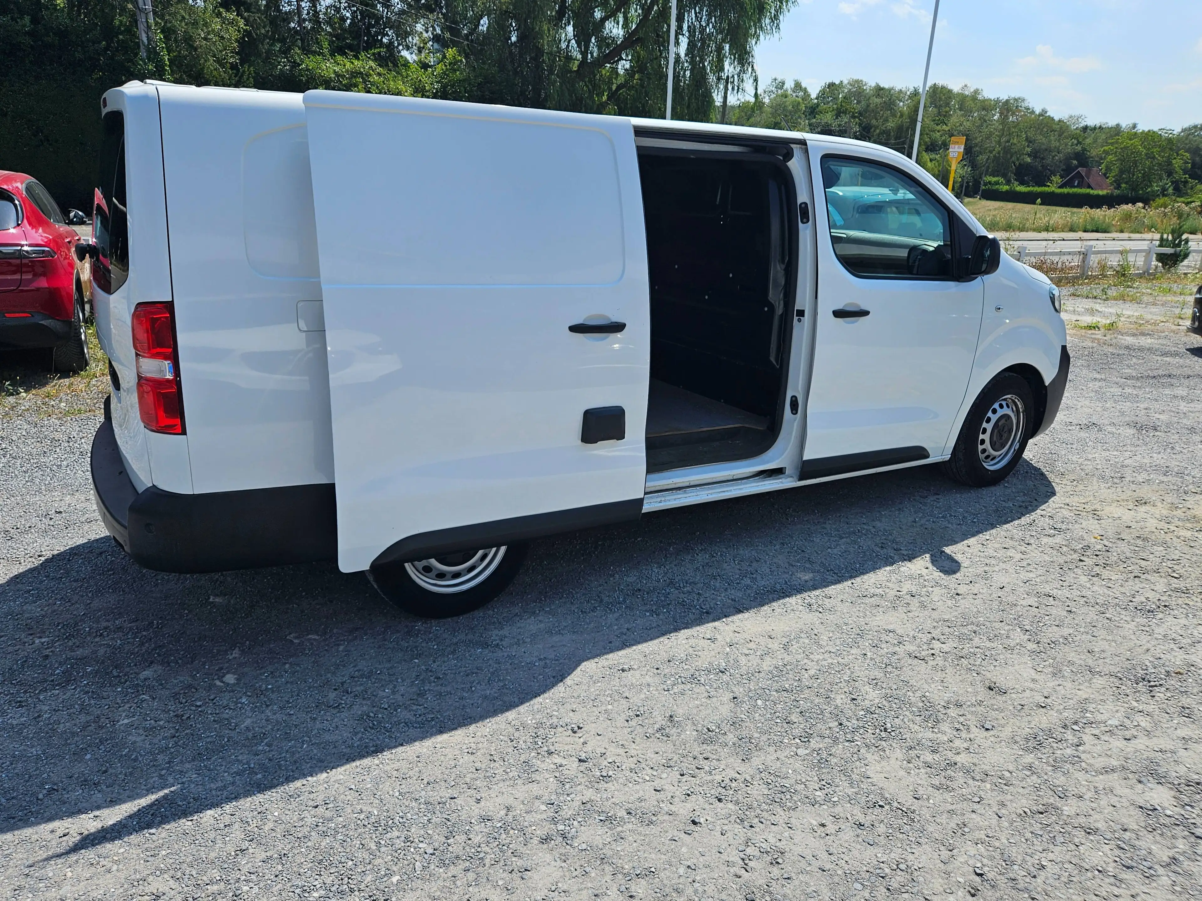 Peugeot Expert 2.0 BlueHDi L3 Long Premium Pack — photo 15