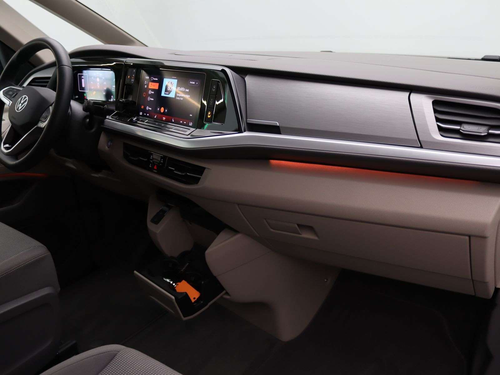 Volkswagen T7