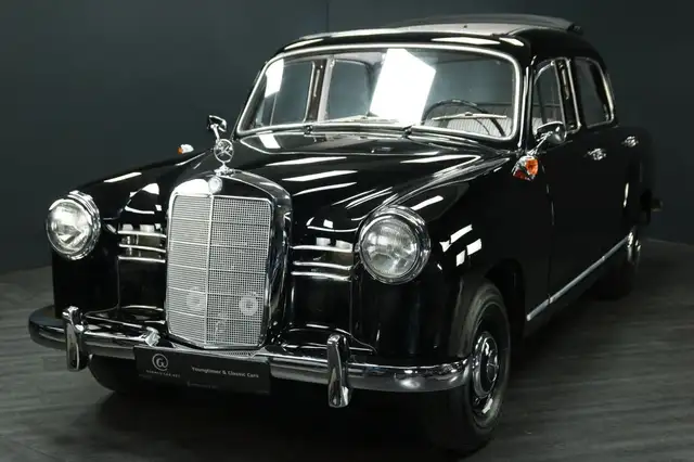 Mercedes-Benz 180 D Ponton mit Faltdach !