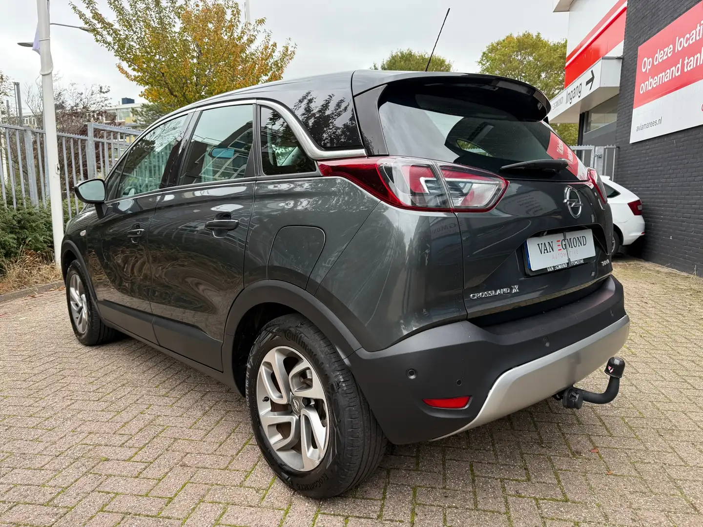 Opel Crossland X 1.2 Turbo Innovation Grijs - 2
